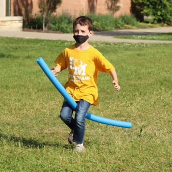 photo of students at field day